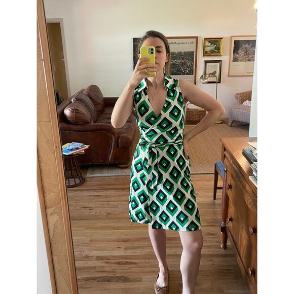 Diane von Furstenburg St Jude Sleeveless Wrap Dress Green Geometric - Picture 1 of 4